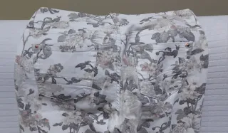 Pantalón loneta estampado floral