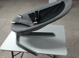 Hamaca oscilante bebé Nuna Leaf