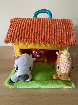 Peluche La Granja de Zenón musical Bandai