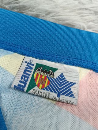 Camiseta Valencia CF de la temporada 1995-1996