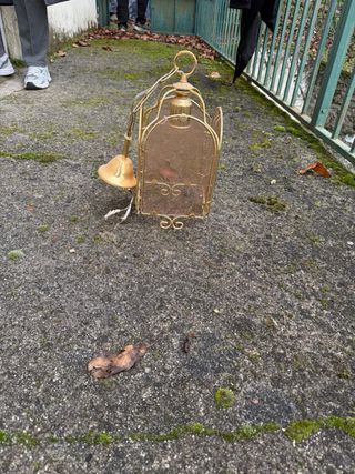 4 Lámparas de metal y cristal dorada