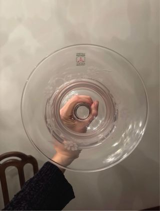 Vaso in vetro trasparente decorato