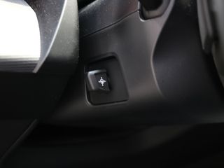 BMW i5 eDrive40 250 kW (340 CV)