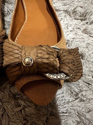 Bailarinas Guess Beige y Marrón