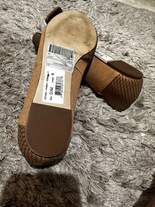 Bailarinas Guess Beige y Marrón