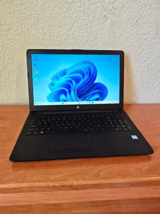 Portátil HP i3 8GB 500GB 15"