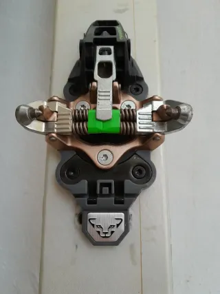 Esquís de travesía K2