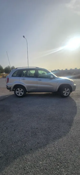 Toyota RAV4 2003