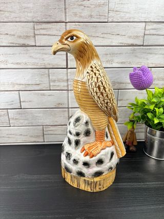 Águila cerámica China años 50