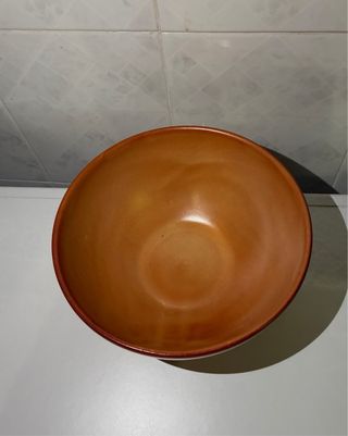 Ciotola in ceramica marrone/arancione