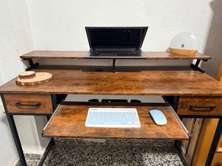 Escritorio y mesa de noche De madera y hierro