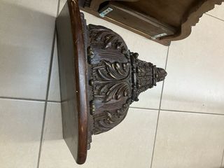 2 Estantes de pared tallados madera