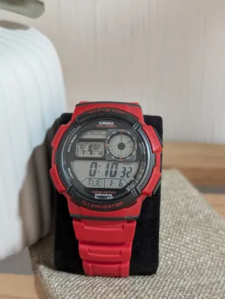 Casio AE-1000W Reloj Deportivo Rojo
