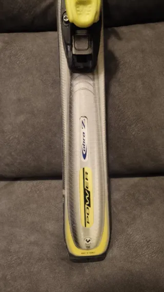 Esquís Rossignol con bastones