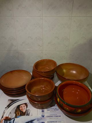 Set Terracotta Ciotole e Piatti Marroni Arancio