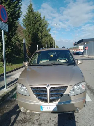 SsangYong Rodius 2008