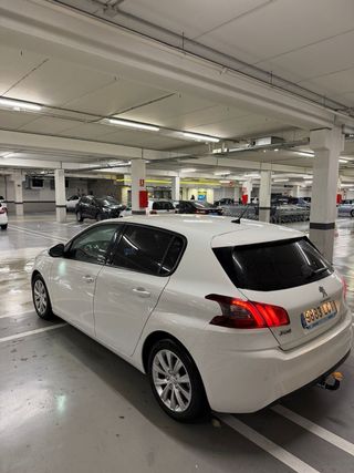 Peugeot 308 2019 NACIONAL 1.5 BLUEHDI