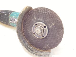 radial makita ga4530r