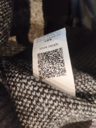 Suéter de punto con estampado de retrato gótico