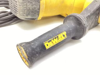 taladro electrico dewalt d25481