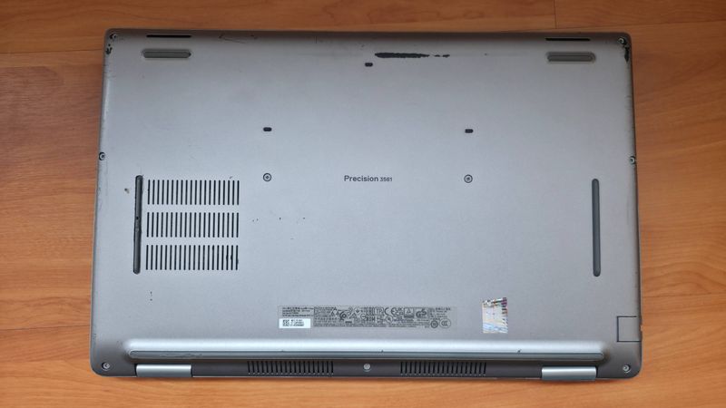 Portátil Dell Precision 3561 Plata afbeelding 3