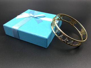 brazalete oro 18k con piedra con circonita