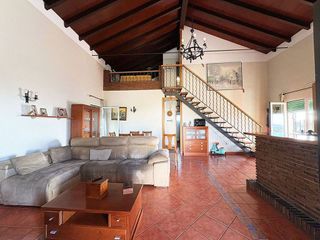 Chalet en venta en El Faro de Calaburra - Chaparral en Mijas