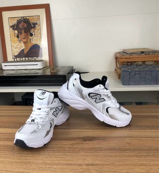 New Balance 530 Talla 38 Plata y Blanco