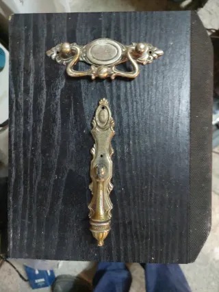 Maneta cajón y puerta vintage metal dorado y plat