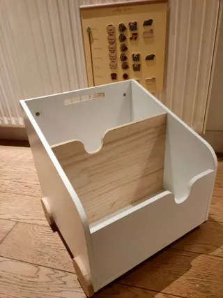 Librería montessori juguetero infantil