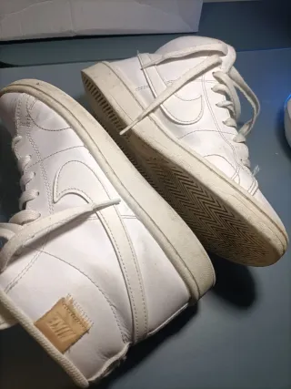 Zapatillas Nike Botín Blancas talla 37,5