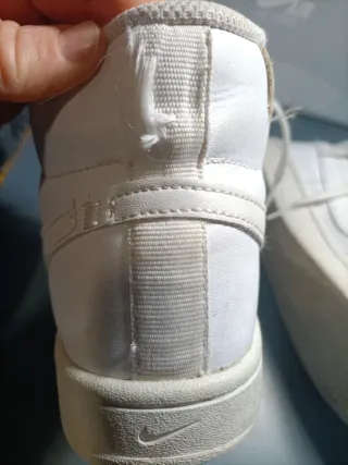 Zapatillas Nike Botín Blancas talla 37,5