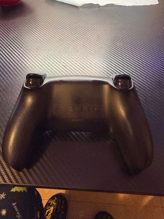 Mando PS5 Negro se da con su caja oficial
