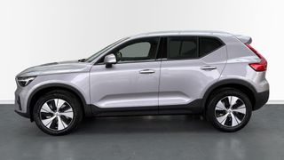 VOLVO XC40 2.0 B3 MHEV CORE DCT 5P
