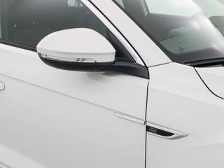 VOLKSWAGEN T-ROC R LINE 1.5 TSI 110 KW(150 CV) AUTOMATICO DSG 7 VEL.