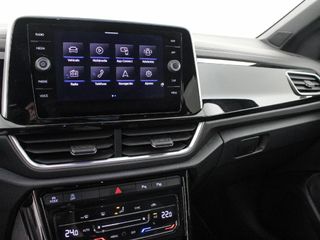 VOLKSWAGEN T-ROC R LINE 1.5 TSI 110 KW(150 CV) AUTOMATICO DSG 7 VEL.