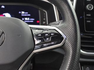 VOLKSWAGEN T-ROC R LINE 1.5 TSI 110 KW(150 CV) AUTOMATICO DSG 7 VEL.