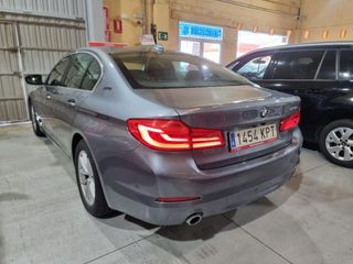 BMW Serie 5 530e iPerformance Berlina