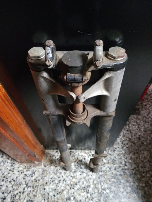 Horquilla Montesa Brio