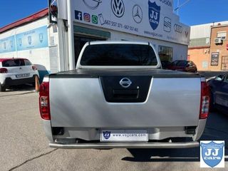 NISSAN Navara 2.5 dCI