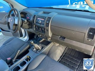 NISSAN Navara 2.5 dCI