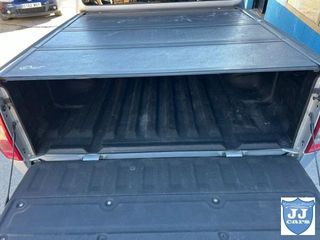 NISSAN Navara 2.5 dCI