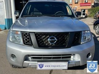 NISSAN Navara 2.5 dCI
