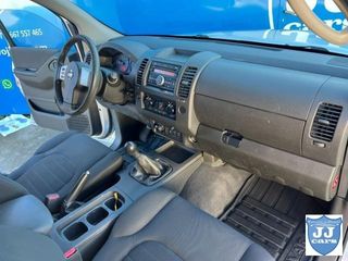 NISSAN Navara 2.5 dCI