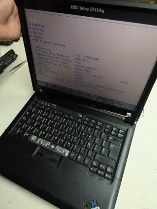 Placa Base IBM ThinkPad R60e + CPU + Disipador