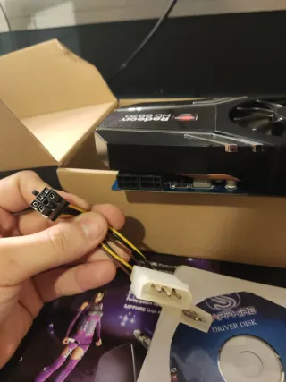 Tarjeta Gráfica AMD Radeon Sapphire HD 6870 1GB