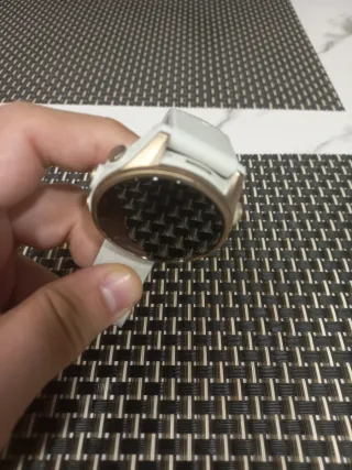 Garmin Fenix 8 43mm AMOLED Oro Blanco