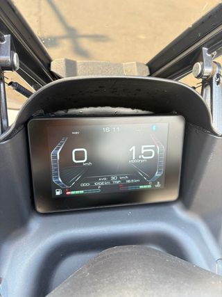 Moto 125cc como nueva - 11.000km