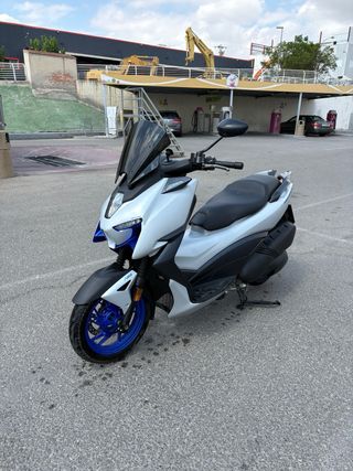 Moto 125cc como nueva - 11.000km