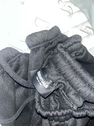 Chandal Essentials Negro